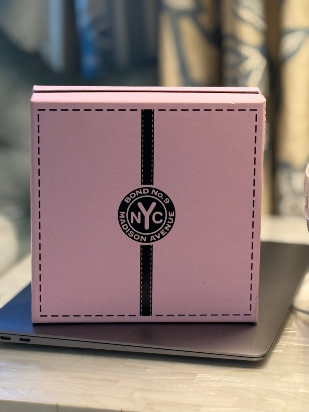 Bond No. 9 NYC Madison Avenue Pink Women's Fragrance Bottle 3.3 FL. OZ - Picture 11 of 11